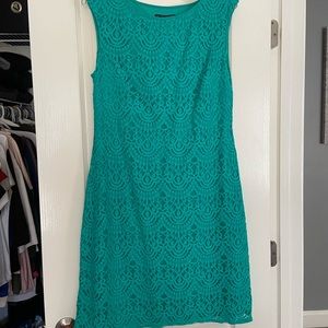 Jessica Howard green lace dress